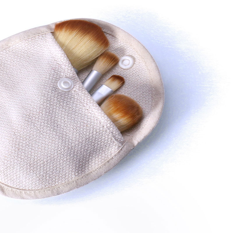 Bamboo Handle Makeup Brush Set With Mini Bag - 4pcs