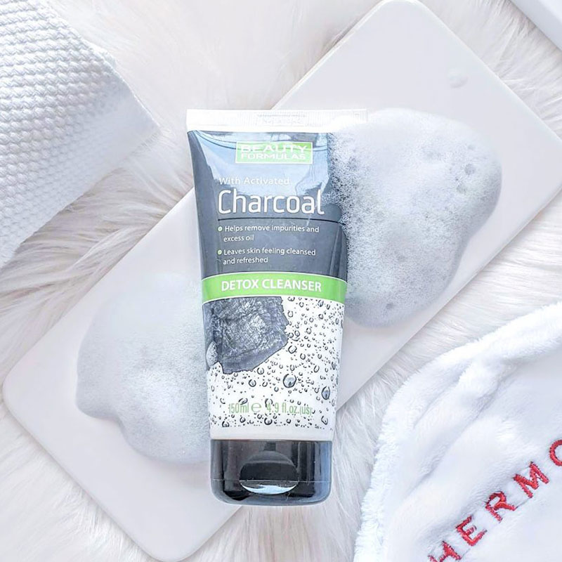 Beauty Formulas Charcoal Detox Cleanser 150ml