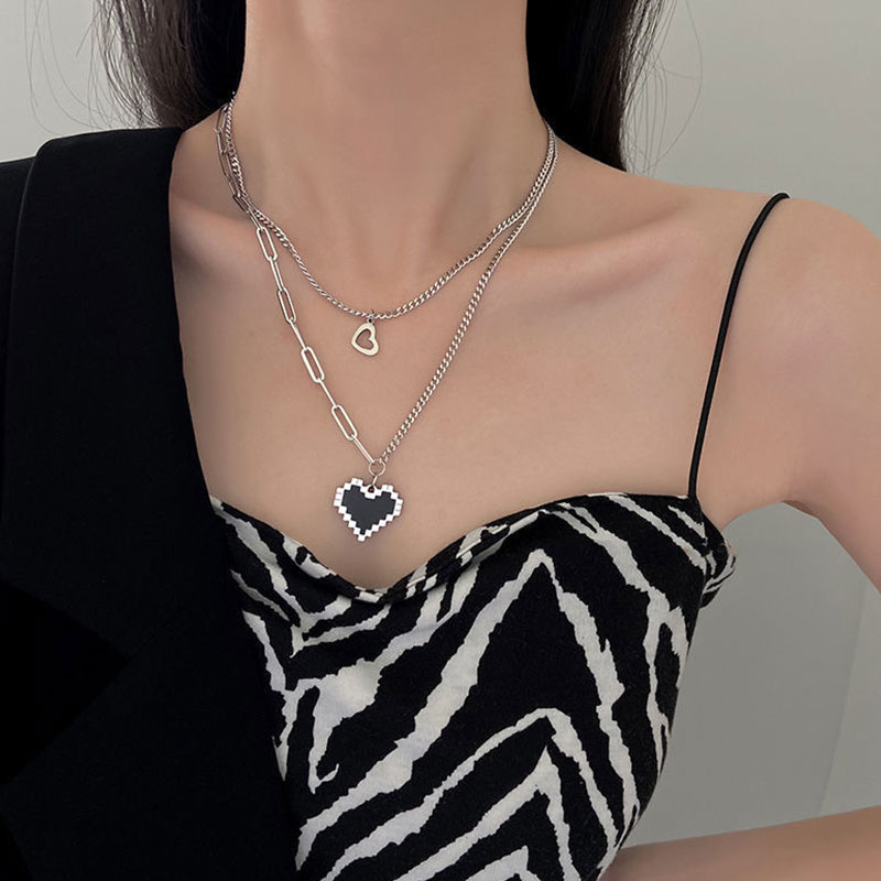 Black Peach Heart Double Layered Chain Necklace (301008)