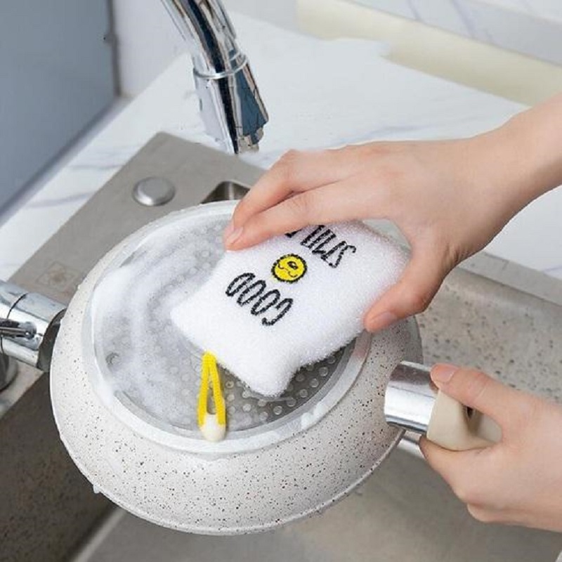 Cartoon Smiley Dishwashing Sponge Wipe Double-Sided Scouring Pad Set - 4 Pieces (20192)