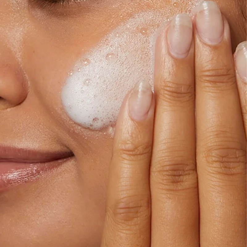 CeraVe Hydrating Cream-To-Foam Cleanser For Normal To Dry Skin 355ml