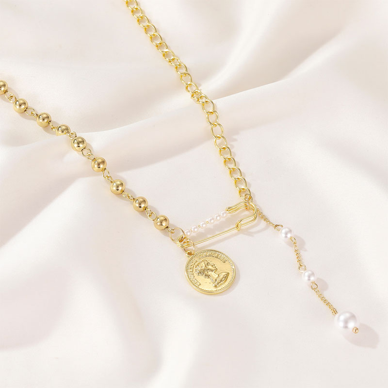 Creative Metal Paper Clip Pearl Collarbone Chain Necklace (34)
