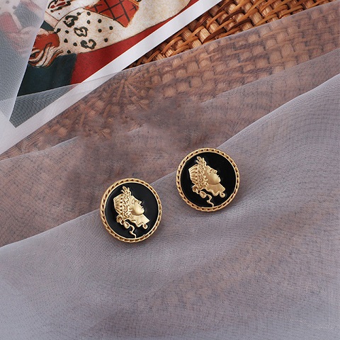 European Fashion Round Earrings (301002)