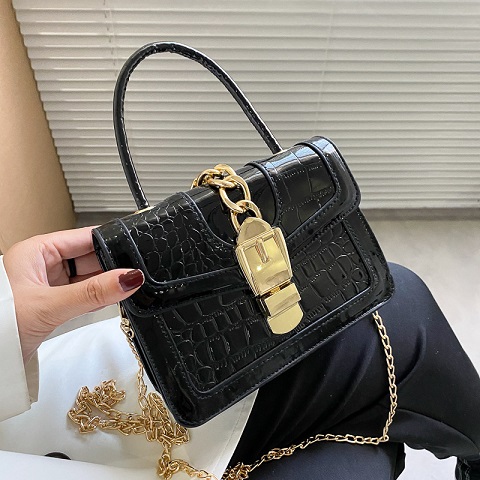 Fashionable Crocodile Pattern Chain Lock Small Bag (1001066)