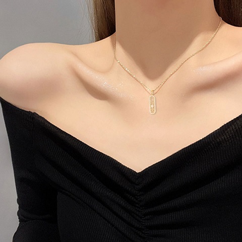 Fashionable Trendy Pendant Collarbone Chain (32)