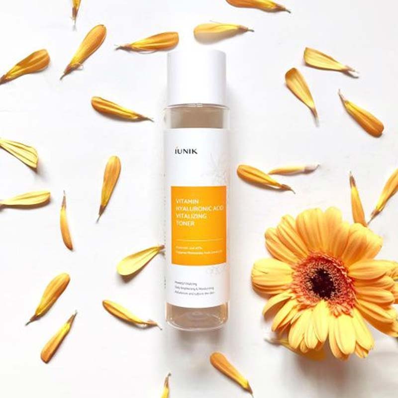 iUNIK Vitamin Hyaluronic Acid Vitalizing Toner 200ml