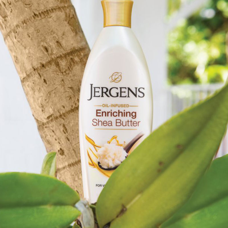 Jergens Oil Infused Enriching Shea Butter Moisturizer 236ml