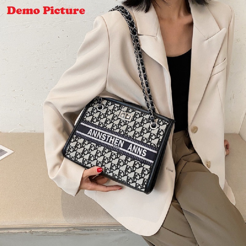 Ladies Houndstooth Large Capacity Shoulder Bag
