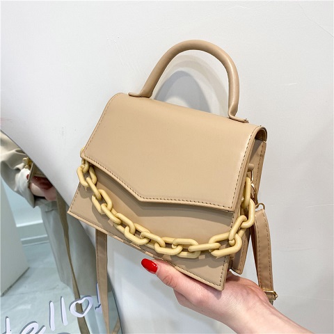 Ladies Simple Chain Decor Flap Satchel Bag (1001002)