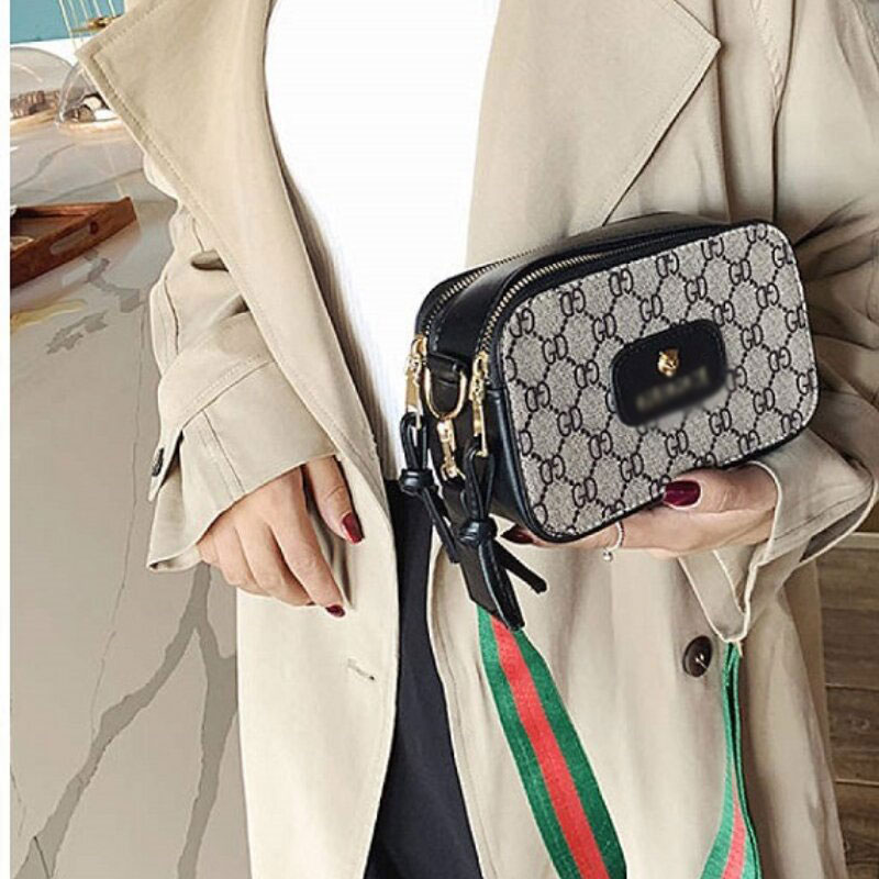 Ladies Trendy Fashionable Sling Bag (1001028)