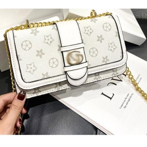 Ladies Trendy Floral Printed Chain Shoulder Bag (1001039)