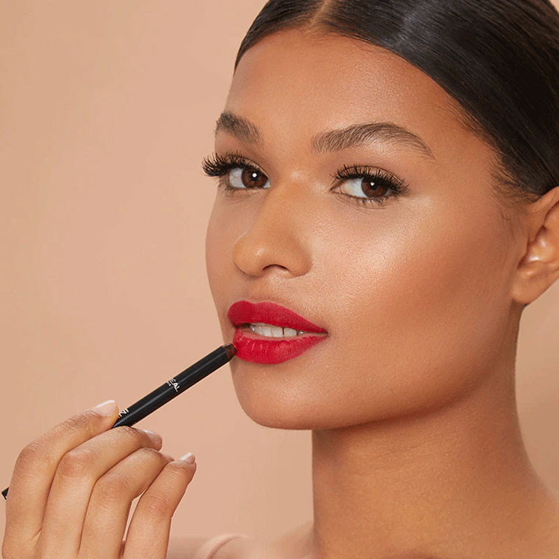 L'Oreal Paris Infaillible Longwear Lip Liner - 105 Red Fiction