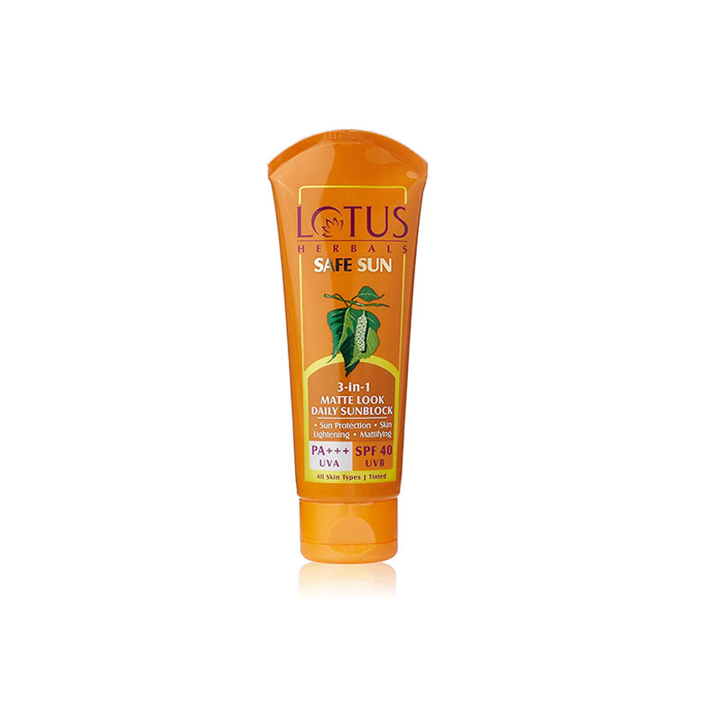Lotus Herbals Safe Sun 3-in-1 Matte Look Daily Sunblock SPF 40 UVB 50g