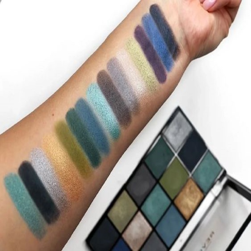 Makeup Revolution Reloaded Eyeshadow Palette - Deep Dive