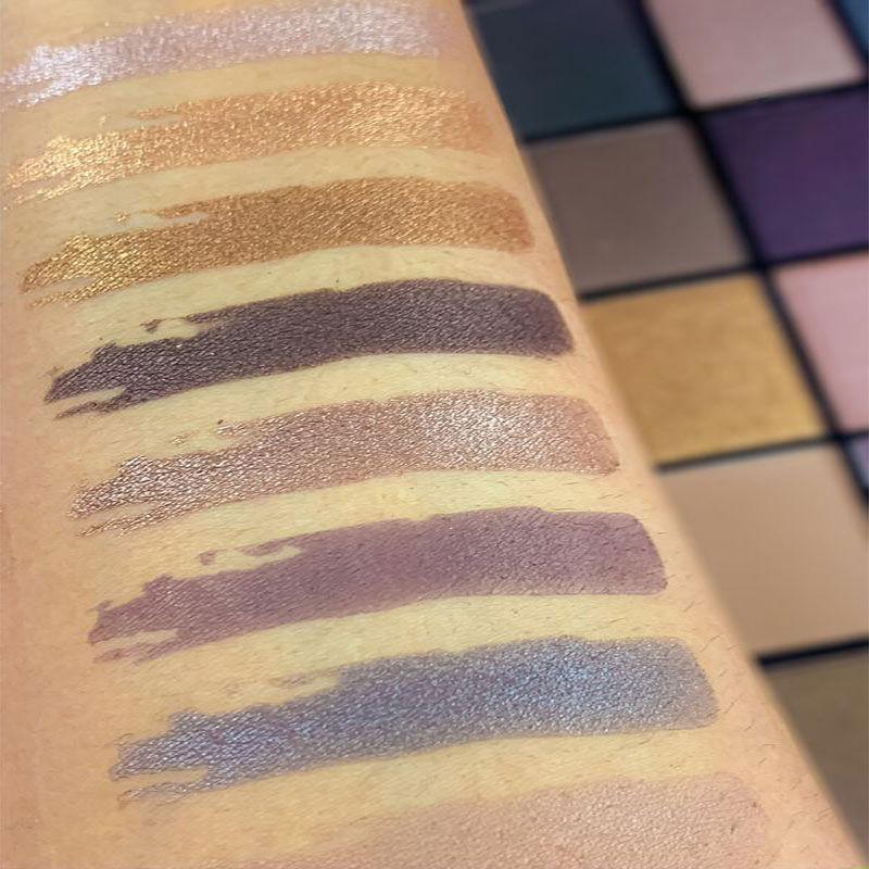 Makeup Revolution Reloaded Eyeshadow Palette - Iconic 1.0