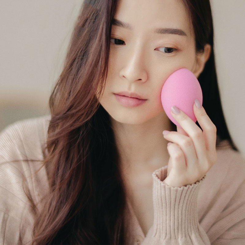 Soft Pink Makeup Sponge - Multi-Tasker