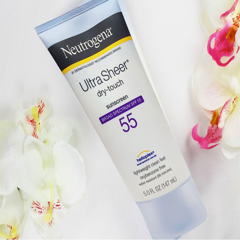 Neutrogena Ultra Sheer Dry Touch Sunscreen Broad Spectrum SPF55 147ml