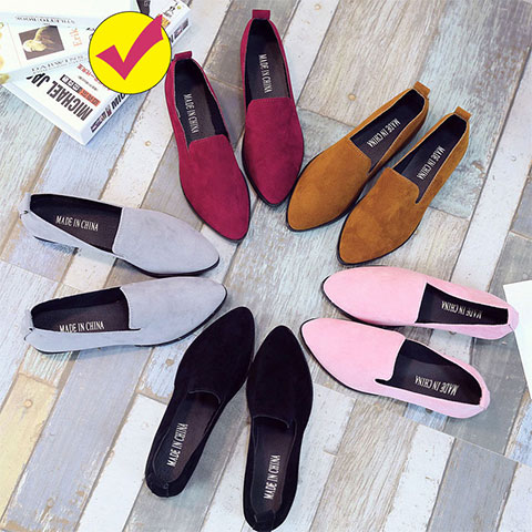 New Solid Color Pointed Low-Heeled Loafer