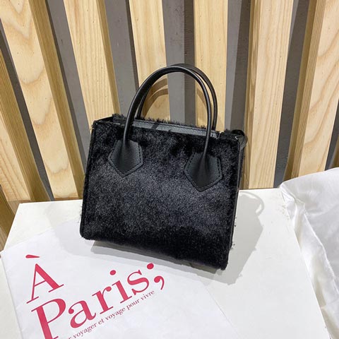 New Winter Plush Handbag - (301089)