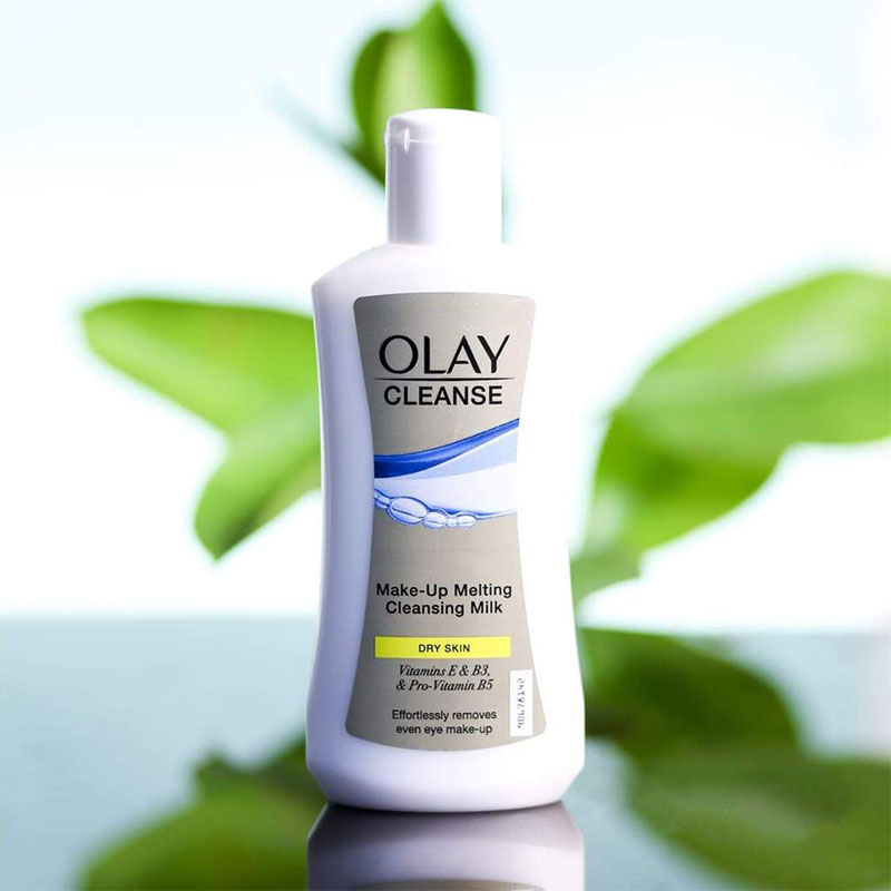 Olay Cleanse Make-Up Melting Cleansing Milk For Dry Skin 200ml