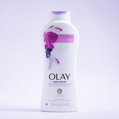 olay-fresh-outlast-notes-of-orchid-black-currant-with-b3-complex-body-wash-700ml_regular_6475d60e11c5c.jpg
