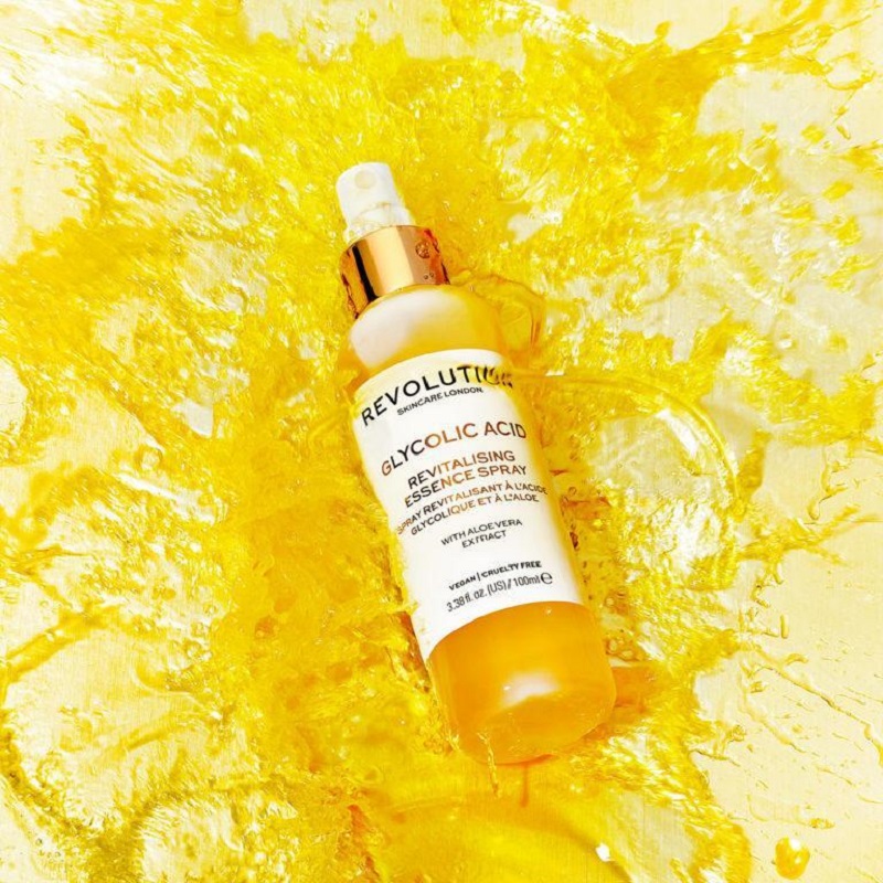 Revolution Skincare Glycolic Acid Revitalising Essence Spray 100ml