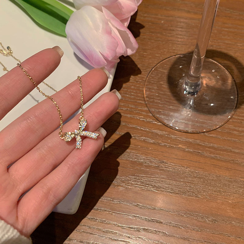 Simple Creative Bow Design Locket Chain Necklace (301096)