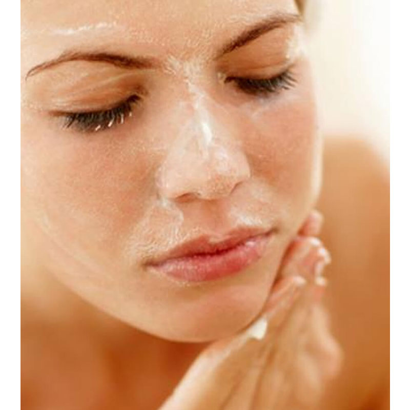 Simple Kind To Skin Smoothing Facial Scrub 75ml