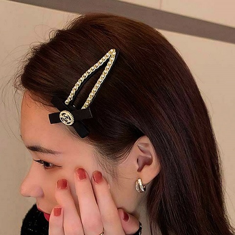 Small Fashionable Pearl Stud Bow Hair Clip (301011)