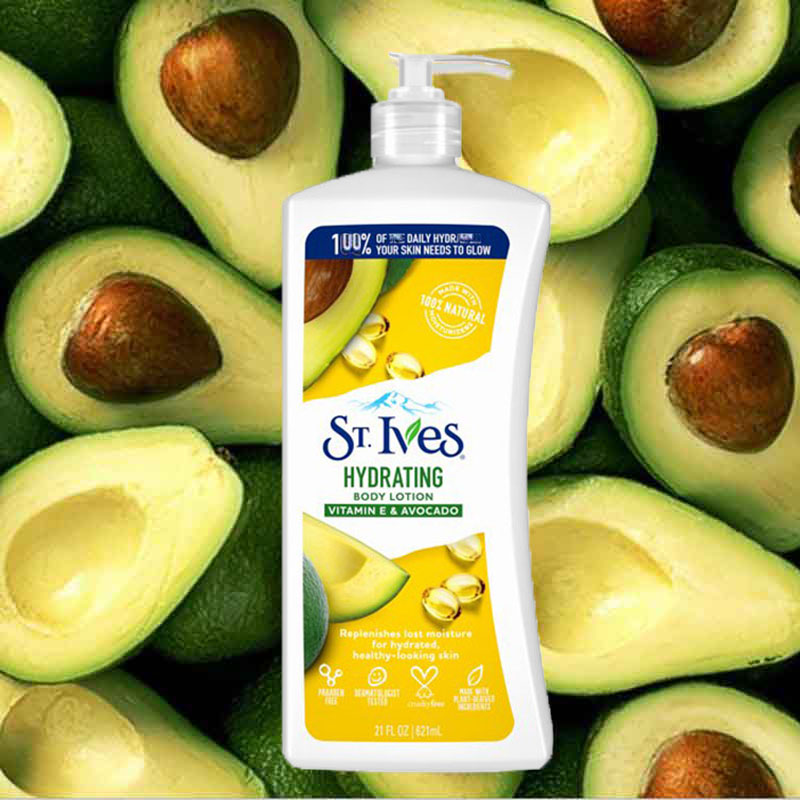 St. Ives Daily Hydrating Vitamin E & Avocado Body Lotion 621ml