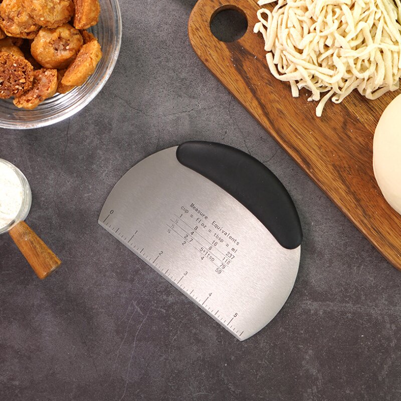 Stainless Steel Semi Circular Non-Slip Scraping Panel Baking Tool (1001084)