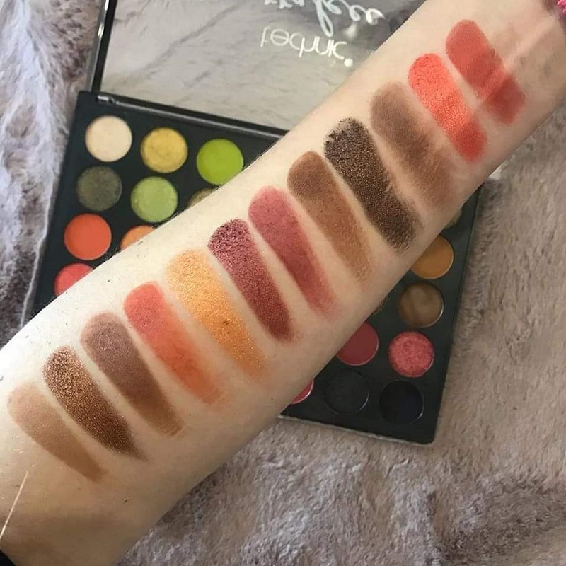 Technic 35 Pressed Pigments Eyeshadow Palette - Marrakech