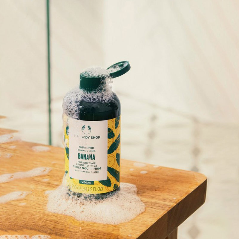The Body Shop Banana Truly Nourishing Shampoo 250ml