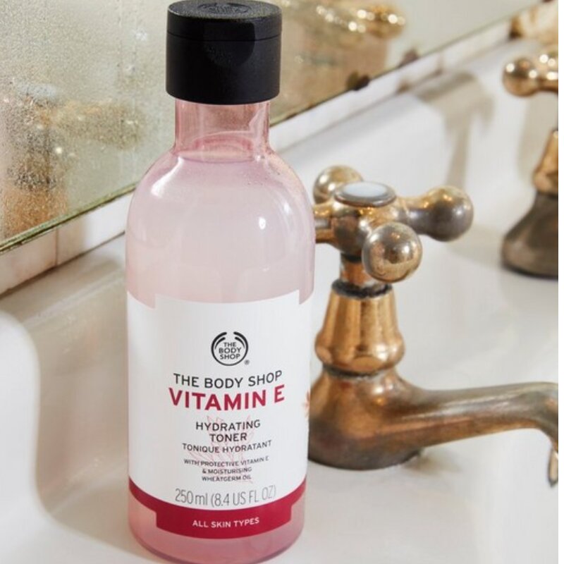 The Body Shop Vitamin E Hydrating Toner 250ml