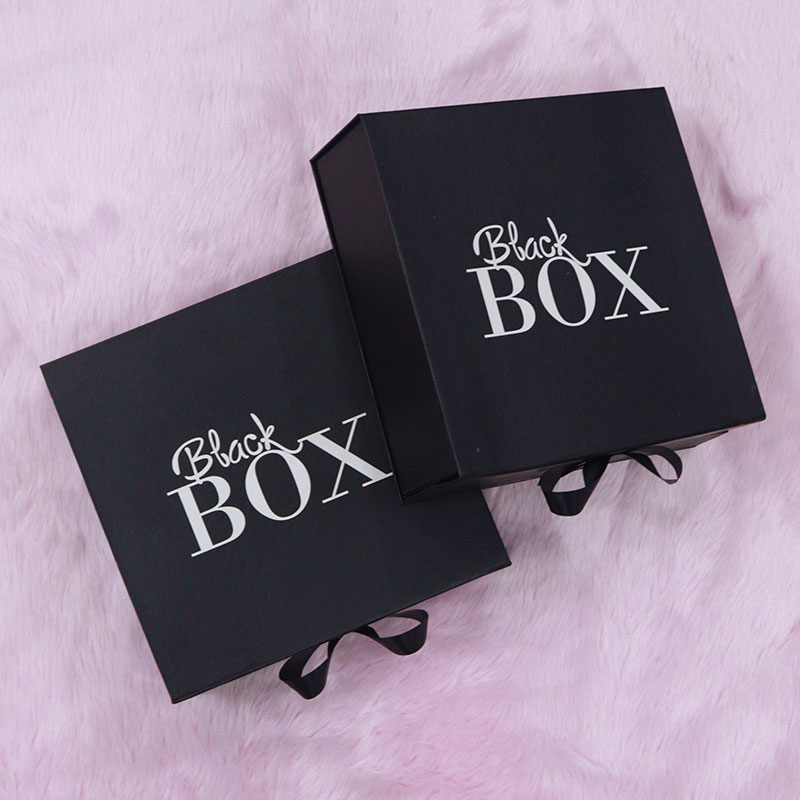 The Mall's Exclusive Black Gift Box