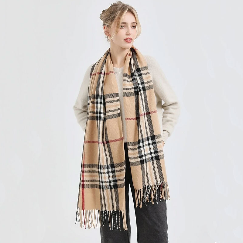 Trendy & Luxury Burberry Check Muffler - Small Check