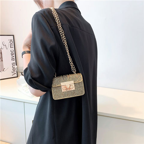 Trendy Square Shape Shiny Mini Crossbody Bag With Chain