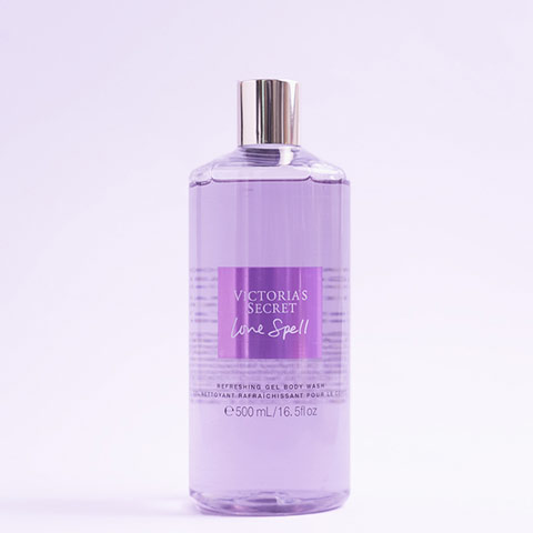 victorias-secret-love-spell-refreshing-gel-body-wash-500ml_regular_6475e484e5f9d.jpg