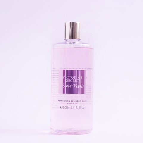 victorias-secret-velvet-petals-refreshing-gel-body-wash-500ml_regular_6475e58679bc9.jpg