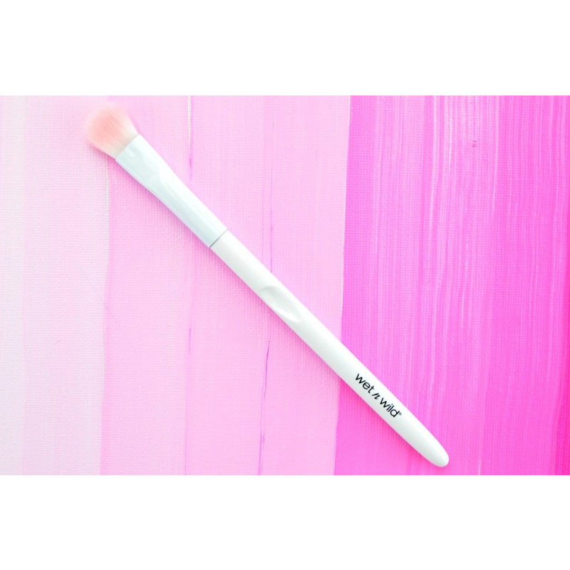 Wet N Wild Large Eyeshadow Brush - EC786