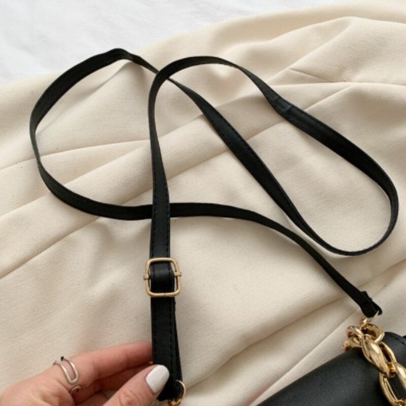Women's American Style Retro Simple Chain Bag (1001062)