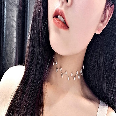 Women's Elegant Pearl Choker (20137)